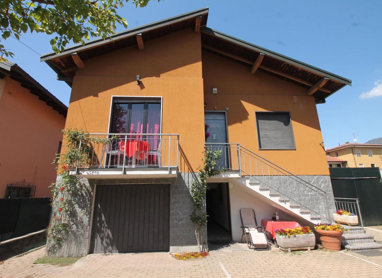 Bed and Breakfast Beb Da Gaia E Giulio à Reno Di Leggiuno Extérieur photo